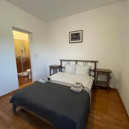 Nyaraló Bokros *
