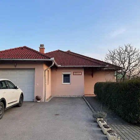 Bokros Vendeghaz Tatil Evi